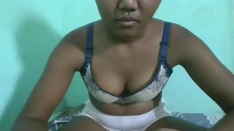 Snapshot of aimeamour chatting on 02-11-25, 05:29 aimeamour online show from 02-11-25, 05:29