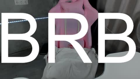 Snapshot of aina_faina chatting on 02-05-25, 10:51 Aina online show from 02-05-25, 10:51