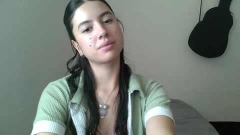 J  online show from 04-10-26, 06:12