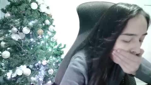 Snapshot of aineangeel chatting on 01-25-25, 03:51 AINE online show from 01-25-25, 03:51