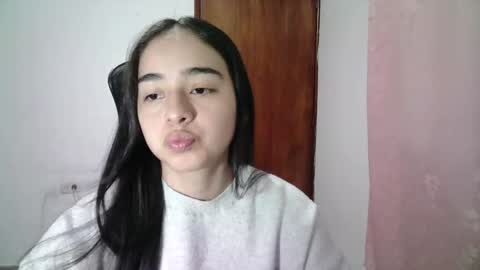 Snapshot of aineangeel chatting on 10-09-25, 12:19 AINE online show from 10-09-25, 12:19