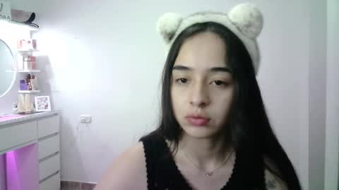 Snapshot of aineangeel chatting on 02-10-26, 12:26 AINE online show from 02-10-26, 12:26