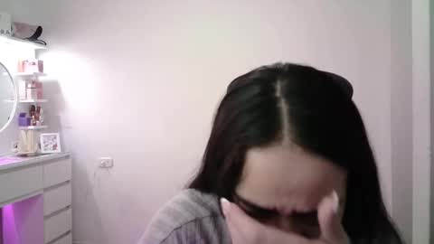 Snapshot of aineangeel chatting on 02-11-26, 01:38 AINE online show from 02-11-26, 01:38