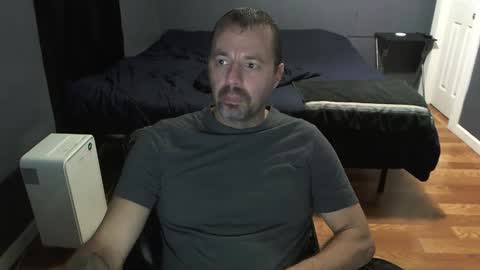 Daddy online show from 01-08-25, 11:41