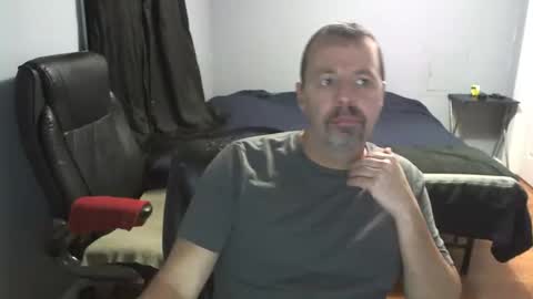 Snapshot of airbornelunsford39 chatting on 02-17-26, 01:13 Daddy online show from 02-17-26, 01:13