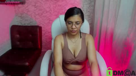 aisha__cambell online show from 11-12-25, 08:52