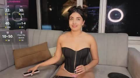 Snapshot of aisha_es chatting on 05-24-26, 12:04 Aisha online show from 05-24-26, 12:04