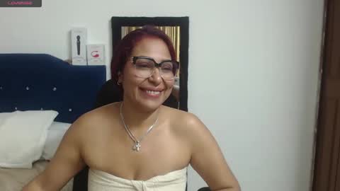 Snapshot of aisha_french chatting on 05-26-26, 04:25 aisha_french online show from 05-26-26, 04:25