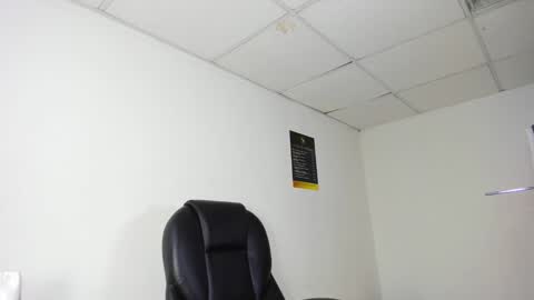 Aisha online show from 12-05-25, 03:48