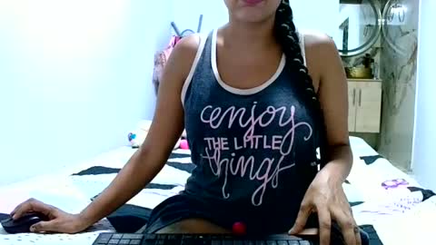 Snapshot of aisha_koswell3 chatting on 07-12-26, 02:13 aisha koswell3 online show from 07-12-26, 02:13