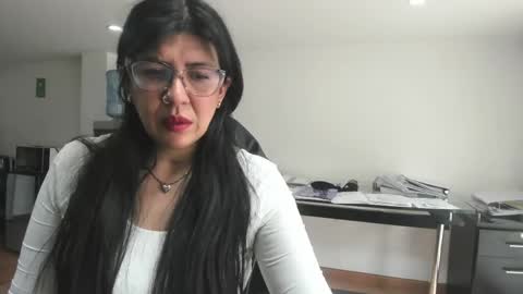 Snapshot of aisha_latina chatting on 05-08-26, 02:55 Katie online show from 05-08-26, 02:55