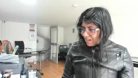 Snapshot of aisha_latina chatting on 05-22-26, 02:33 Katie online show from 05-22-26, 02:33
