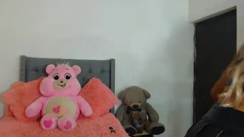 aisha_sex222 online show from 09-21-25, 09:49