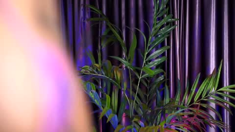 Lora online show from 12-30-24, 06:20