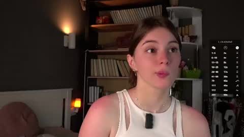 Snapshot of aislyfarran chatting on 06-12-26, 01:15 Aliza online show from 06-12-26, 01:15