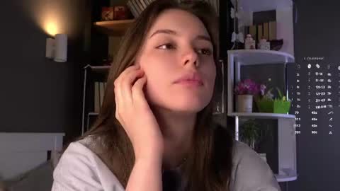 Snapshot of aislyfarran chatting on 07-08-26, 01:10 Aliza online show from 07-08-26, 01:10