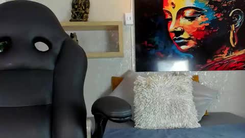 little aitana  online show from 02-18-26, 03:35