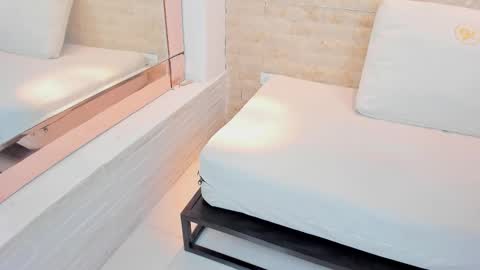 Snapshot of aitana_cole chatting on 02-24-26, 03:37 AITANA online show from 02-24-26, 03:37