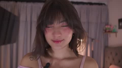 Snapshot of aitana_jhons chatting on 06-27-26, 10:09 Aitana Jhons online show from 06-27-26, 10:09