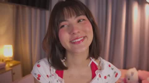 Snapshot of aitana_jhons chatting on 07-17-26, 10:22 Aitana Jhons online show from 07-17-26, 10:22
