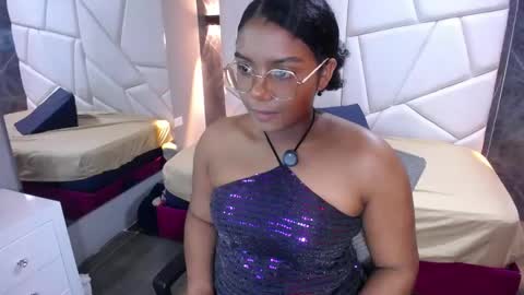 Snapshot of aitanav chatting on 05-30-26, 11:40 Aitana online show from 05-30-26, 11:40
