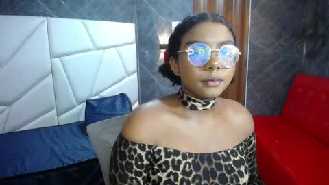 Snapshot of aitanav chatting on 06-03-26, 11:46 Aitana online show from 06-03-26, 11:46