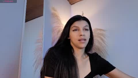 Snapshot of aitanna_garciia chatting on 06-16-26, 11:02 Aitana Garcia online show from 06-16-26, 11:02