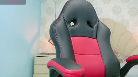 AIXA online show from 04-11-26, 07:29