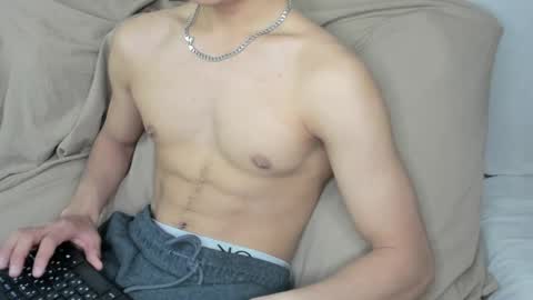 Snapshot of aizen_3 chatting on 05-16-26, 08:00 AIZEN online show from 05-16-26, 08:00