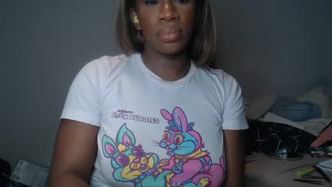 Amy Jeaux Johnson online show from 02-07-25, 01:15