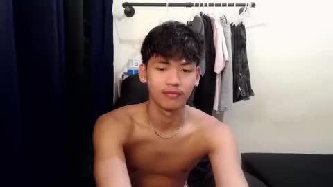 aj_daksxx online show from 04-07-26, 05:35