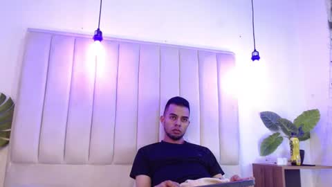 Snapshot of aji_golds chatting on 06-19-26, 08:01 aji_golds online show from 06-19-26, 08:01