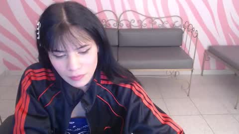akalyy_ online show from 01-11-26, 01:16