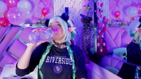 akane hikari  online show from 02-13-26, 04:52