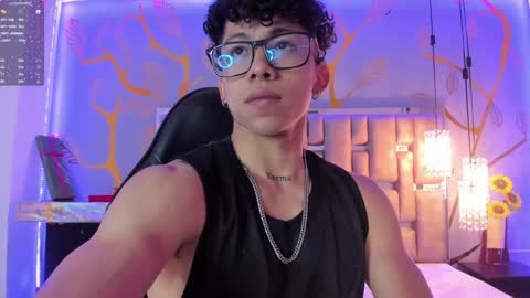 Snapshot of akazaboy chatting on 12-07-24, 04:42 akazaboy online show from 12-07-24, 04:42