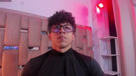 akazaboy online show from 11-04-25, 05:50