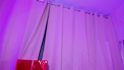 akazaboy online show from 12-18-25, 05:02