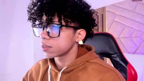 akazaboy online show from 04-04-26, 04:33