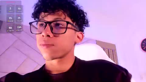 Snapshot of akazaboy chatting on 07-14-26, 04:39 akazaboy online show from 07-14-26, 04:39