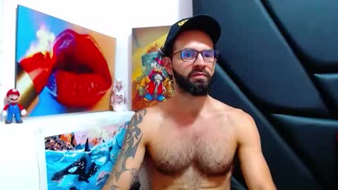 Snapshot of akiles_r chatting on 05-26-26, 11:45 akiles online show from 05-26-26, 11:45