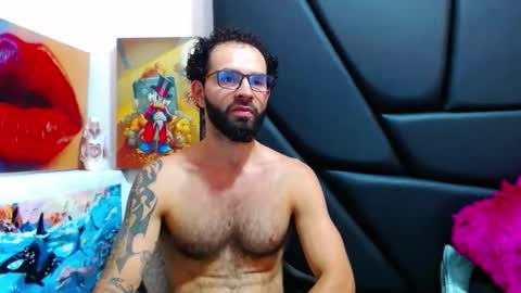 Snapshot of akiles_r chatting on 05-28-26, 11:57 akiles online show from 05-28-26, 11:57