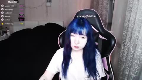 akirahartyx online show from 04-07-26, 03:45