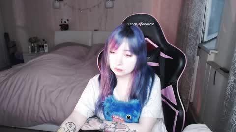 akirahartyx online show from 05-26-26, 03:41
