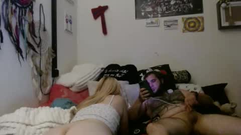 SeccyLexi online show from 04-24-26, 07:00