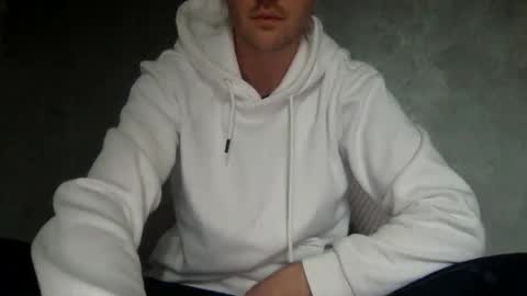 alacool123 online show from 12-20-24, 02:49