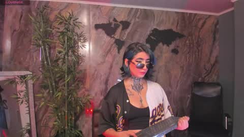 ALAHIA online show from 03-25-26, 05:52