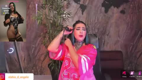 Snapshot of alahia_dangelo_ chatting on 04-29-26, 03:38 ALAHIA online show from 04-29-26, 03:38