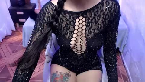 alaia_blue1 online show from 10-24-25, 01:29