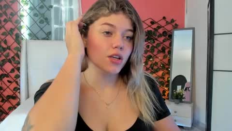 Alaia online show from 04-03-26, 12:47