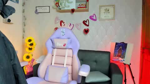 Alaia online show from 02-21-26, 09:05